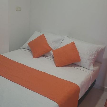 Torres Del Parque No2 Hotel Soledad Bagian luar foto