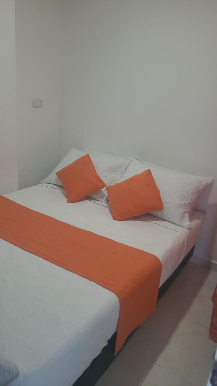 Torres Del Parque No2 Hotel Soledad Bagian luar foto